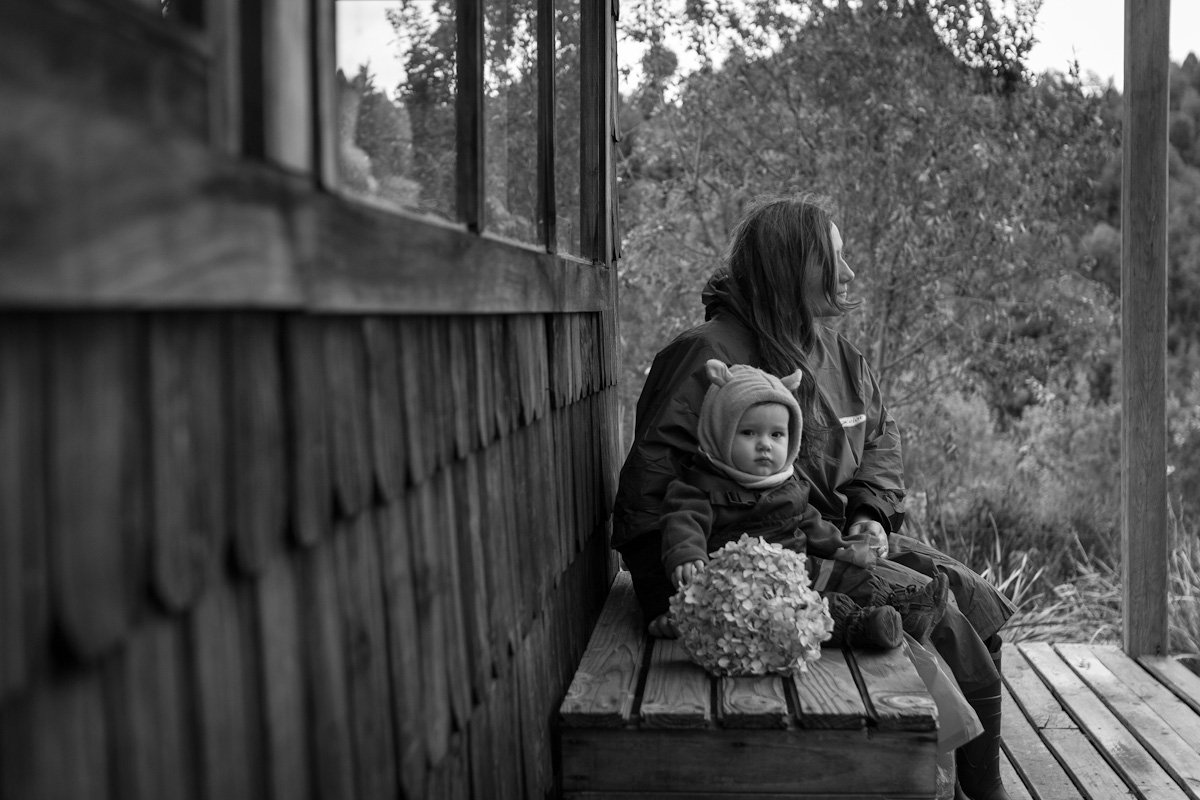 Documentary family photography, Perth, black and white